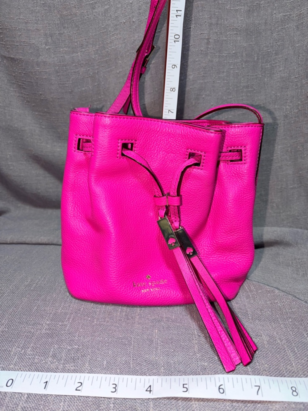 kate spade fuchsia leather drawstring crossbody bucket bag